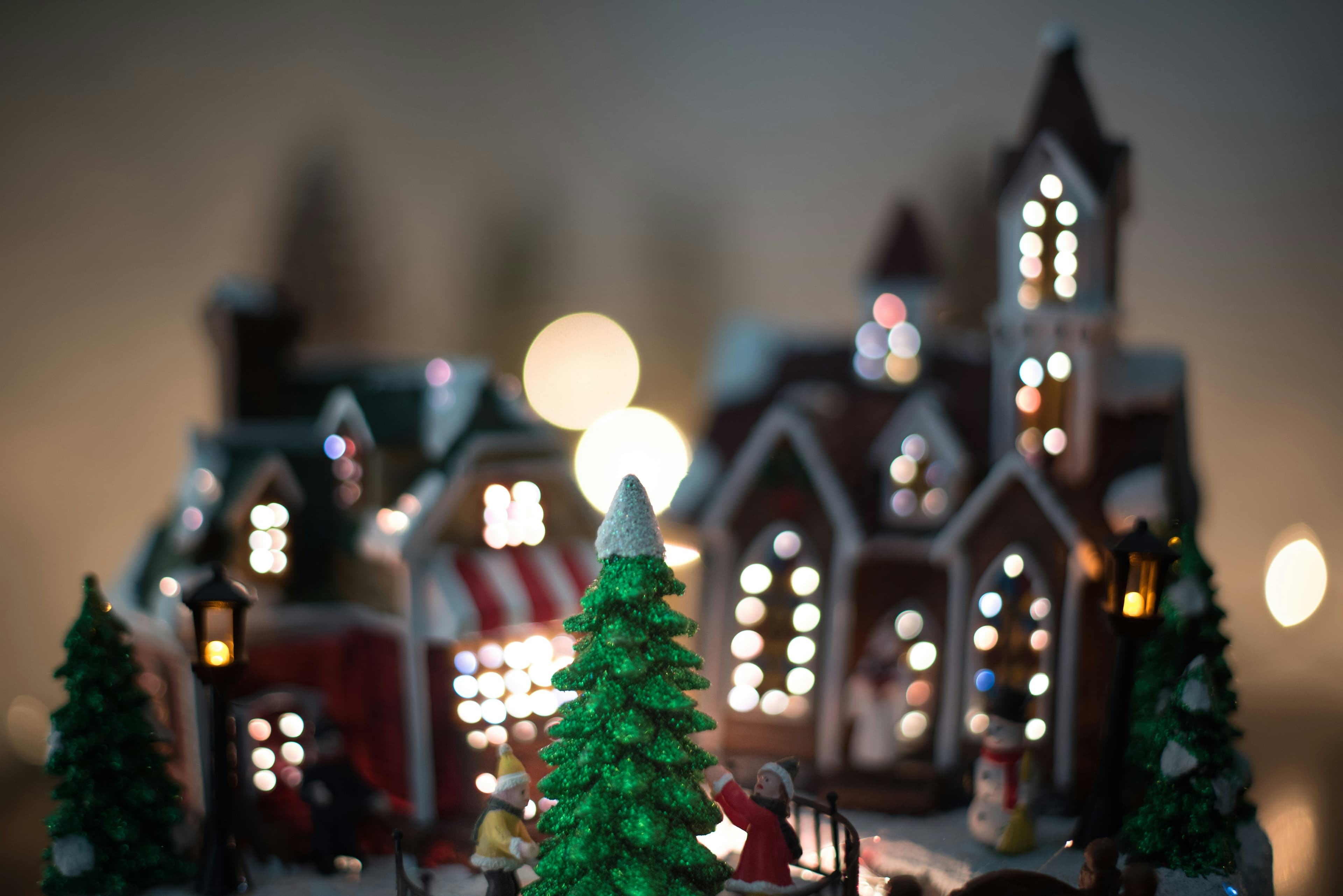Favorite Digital Tools to Keep Christmas Magic Alive